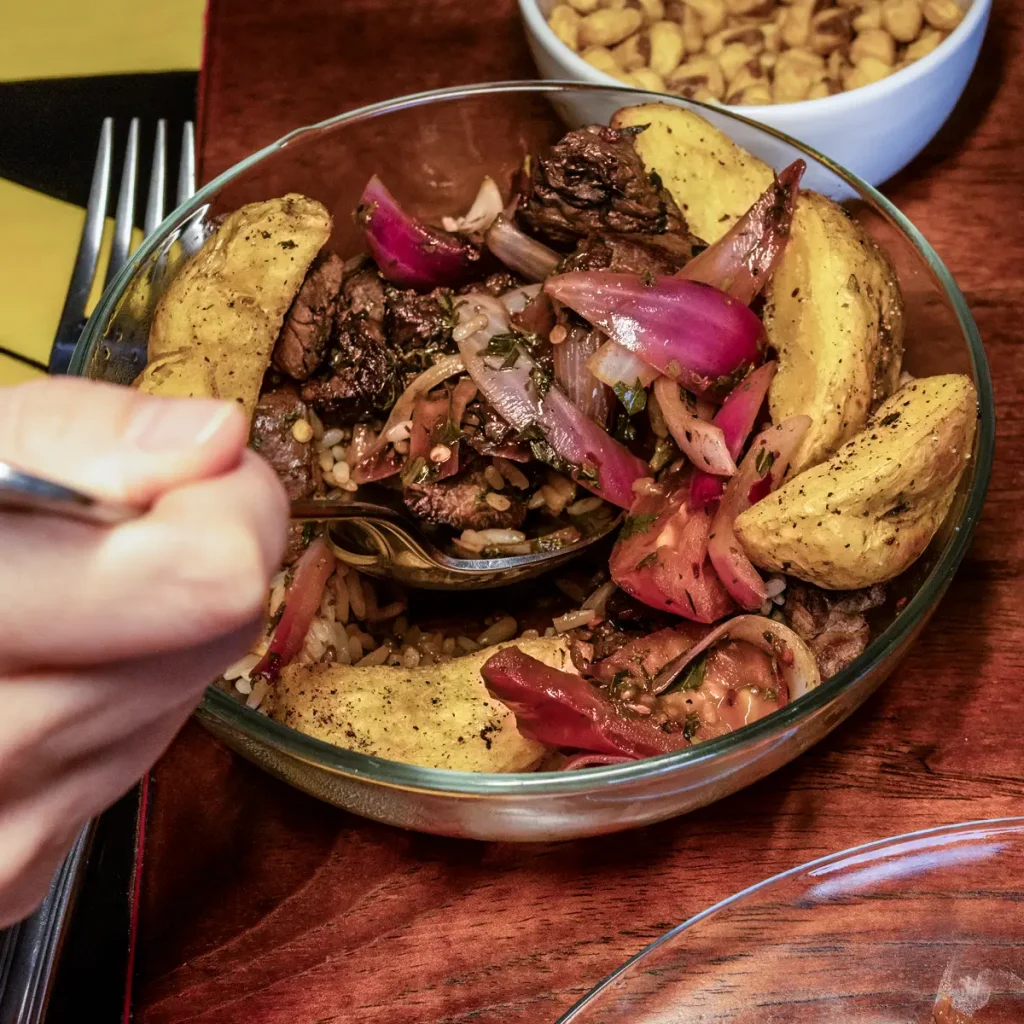 La Clandestina Social Food Platos